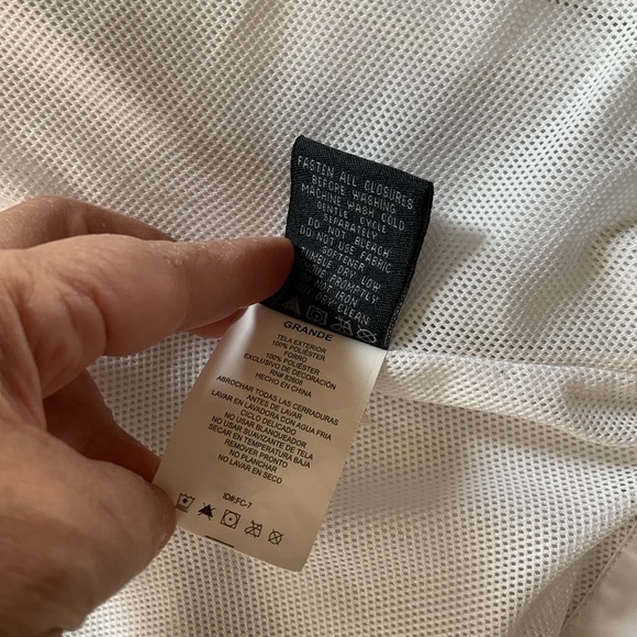 Gently Loved Radiance Free Country Jacket - Picture 6 of 11